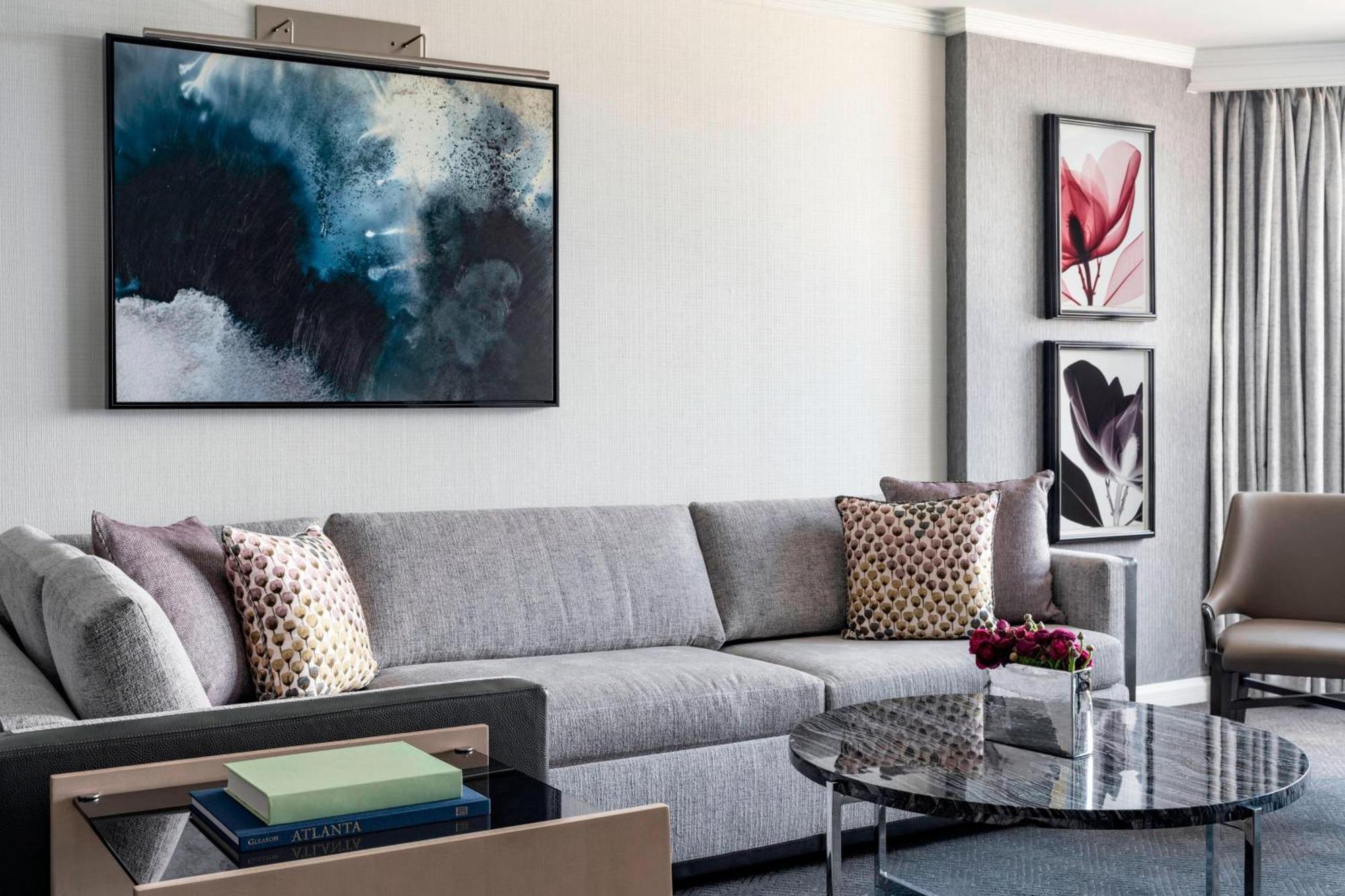 Executive King Suite Sofa Bed