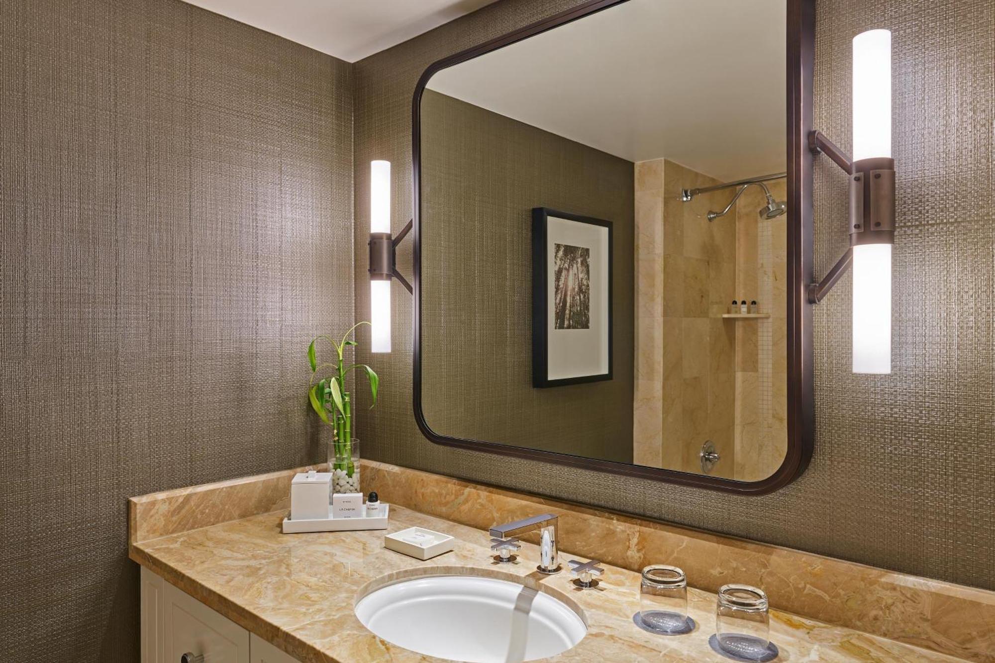 Club lounge access Guest room 2 Double